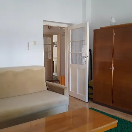 Kossuth Vendeghaz Gasthof Abádszalók