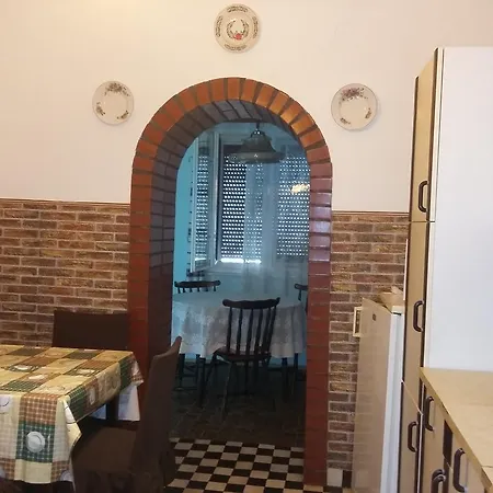 Kossuth Vendeghaz Gasthof Abádszalók
