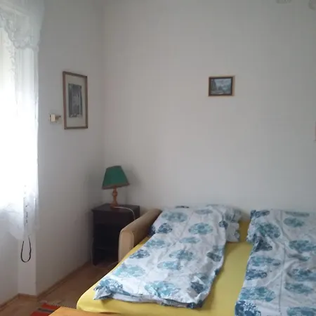 Gasthof Kossuth Vendeghaz *