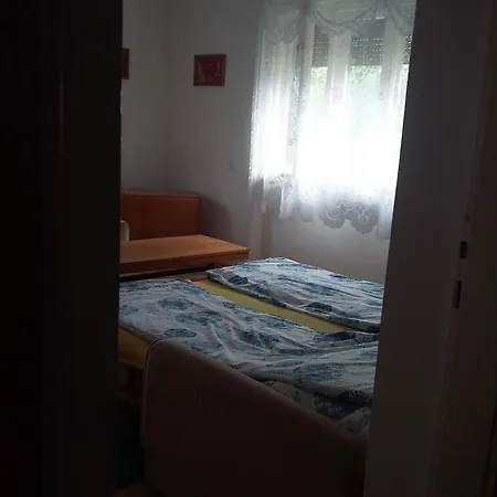 Kossuth Vendeghaz Gasthof Abádszalók